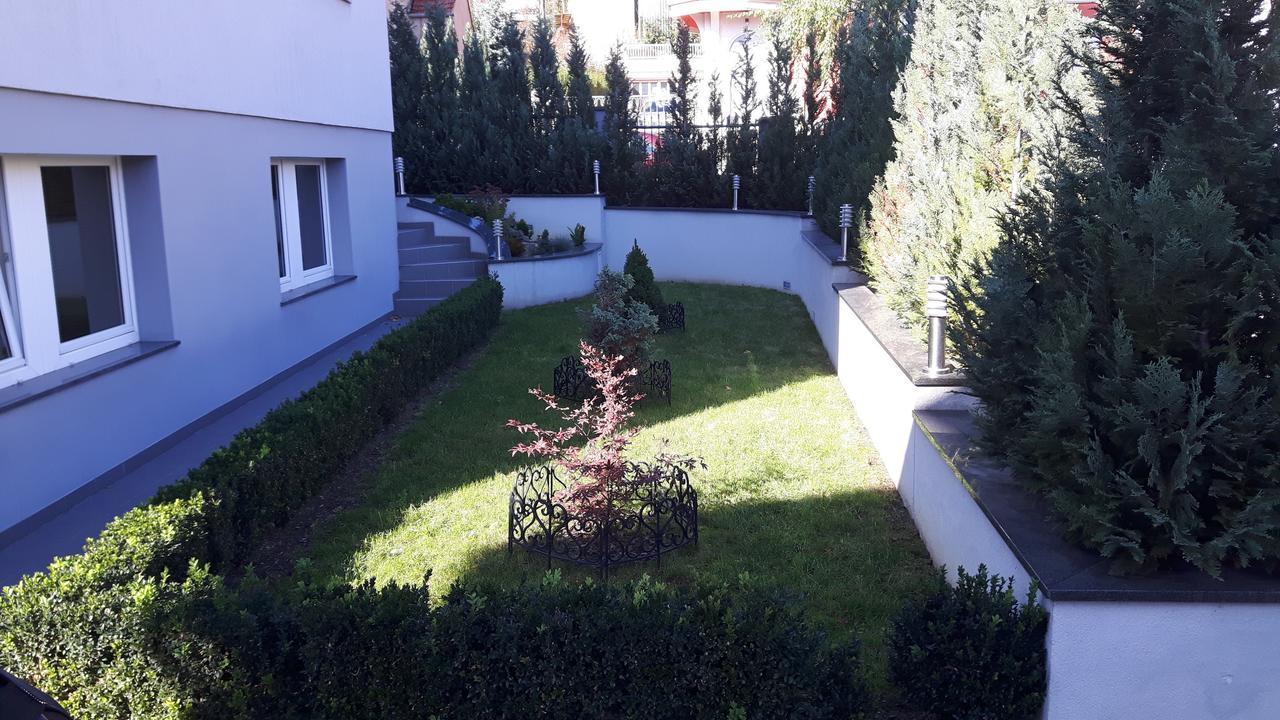 Apartments Battistutti - Free Private Parking Zagreb Extérieur photo